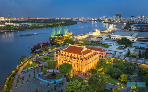 Bến Nhà Rồng – The Historic Departure of Ho Chi Minh  from Chrome web store to be run with OffiDocs Chromium online