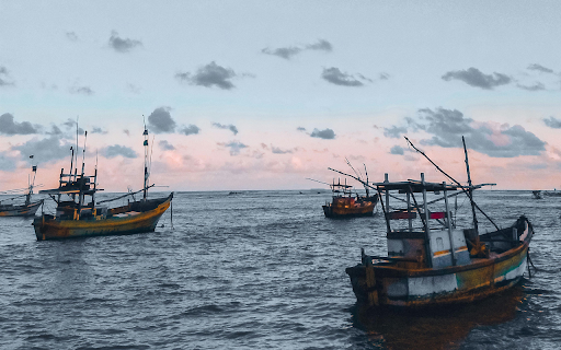 Boats at Sea  from Chrome web store to be run with OffiDocs Chromium online