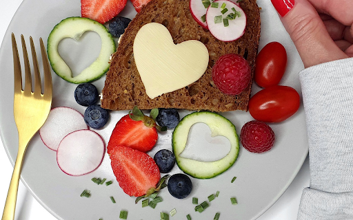 Bread and fruit salad  from Chrome web store to be run with OffiDocs Chromium online