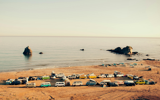 Campsite of Camper Aficionados on Beach  from Chrome web store to be run with OffiDocs Chromium online