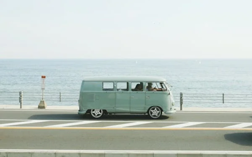 Car on the road  from Chrome web store to be run with OffiDocs Chromium online