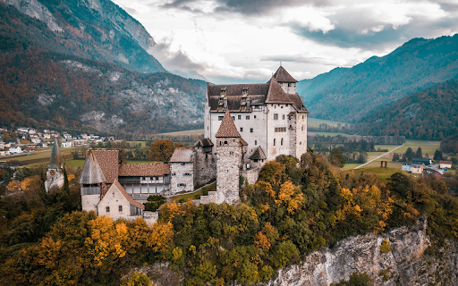 Castle against the mountain  from Chrome web store to be run with OffiDocs Chromium online