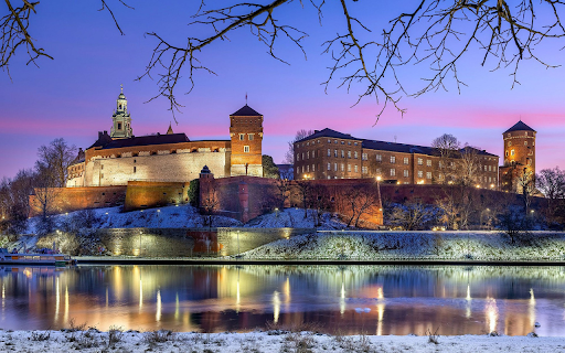 Castle and high wall  from Chrome web store to be run with OffiDocs Chromium online