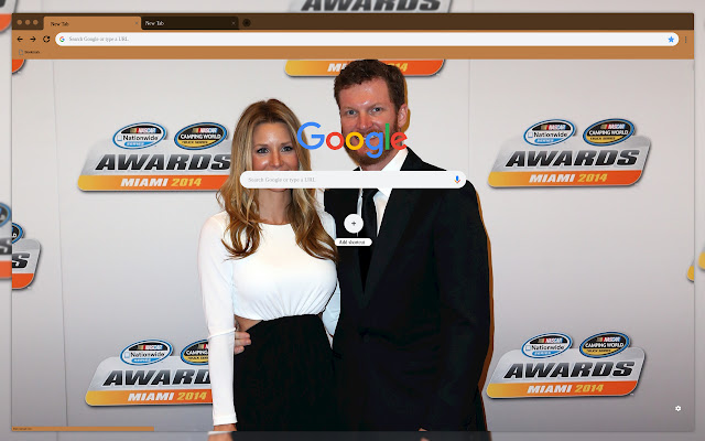 Celebrity couple  from Chrome web store to be run with OffiDocs Chromium online