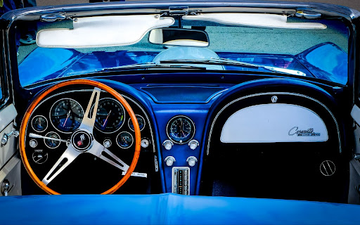 Classic Corvette Interior  from Chrome web store to be run with OffiDocs Chromium online