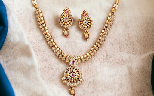 Classy jewelry set  from Chrome web store to be run with OffiDocs Chromium online