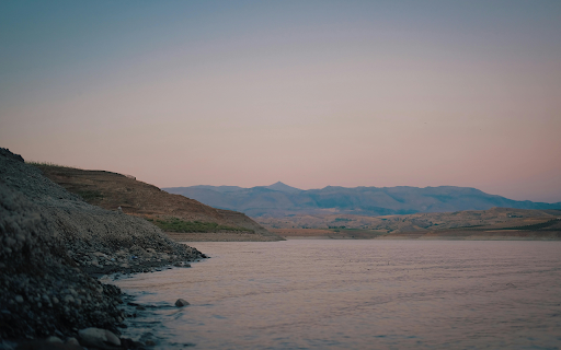 Clear Sky over Sea Shore  from Chrome web store to be run with OffiDocs Chromium online