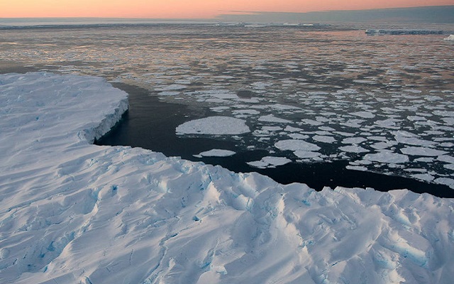 Climate of Antartica  from Chrome web store to be run with OffiDocs Chromium online