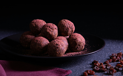 Close up of Truffle Balls on a Plate  from Chrome web store to be run with OffiDocs Chromium online