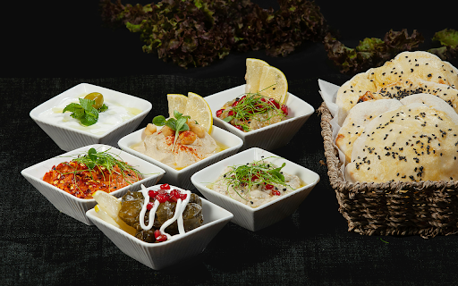 Close Up Shot of Bowls of Delicious Meals  from Chrome web store to be run with OffiDocs Chromium online