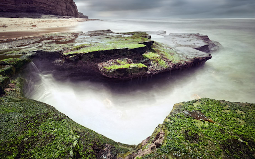 Coastal Rocks and Smooth Water  from Chrome web store to be run with OffiDocs Chromium online