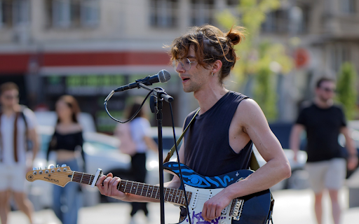 Confidence among the crowd  from Chrome web store to be run with OffiDocs Chromium online