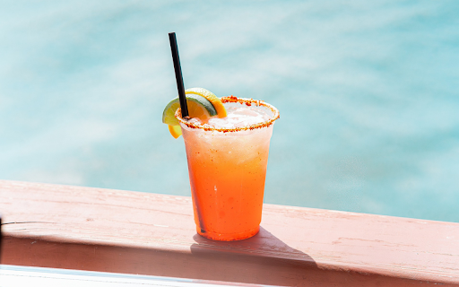 Cool Drink by the Pool  from Chrome web store to be run with OffiDocs Chromium online
