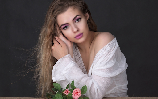 Cute girl and flower  from Chrome web store to be run with OffiDocs Chromium online