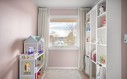 Cute little room  from Chrome web store to be run with OffiDocs Chromium online