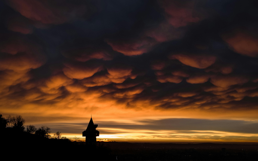 Dramatic Sunset with Silhouette over Graz  from Chrome web store to be run with OffiDocs Chromium online