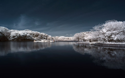 Ethereal Lake Reflection  from Chrome web store to be run with OffiDocs Chromium online