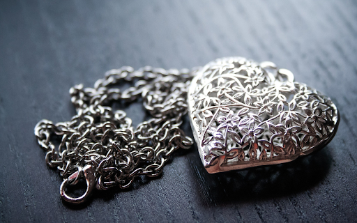 Exquisite jewelry  from Chrome web store to be run with OffiDocs Chromium online