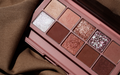 Eyeshadow Palette Theme  from Chrome web store to be run with OffiDocs Chromium online