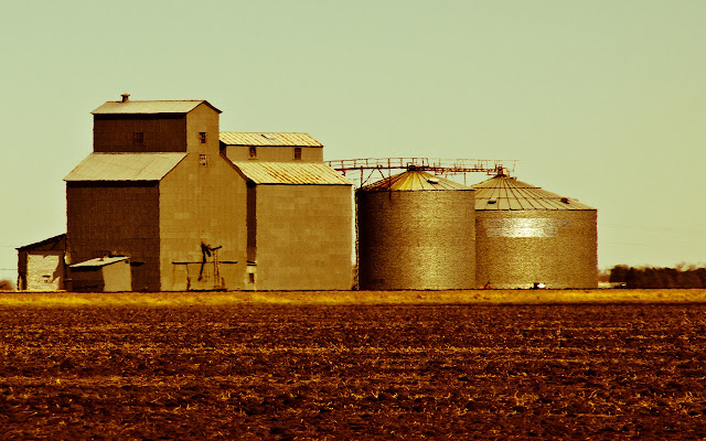 Farm Elevator  from Chrome web store to be run with OffiDocs Chromium online