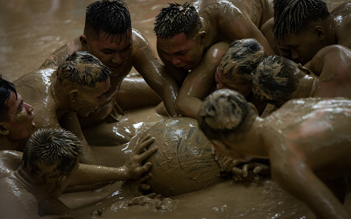 Festival with mud  from Chrome web store to be run with OffiDocs Chromium online