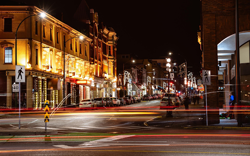 Festive City Street at Night  from Chrome web store to be run with OffiDocs Chromium online