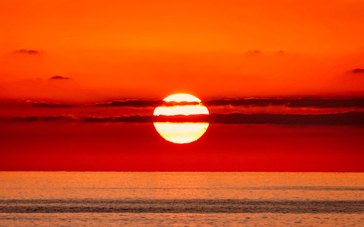Fiery Ocean Sunset  from Chrome web store to be run with OffiDocs Chromium online