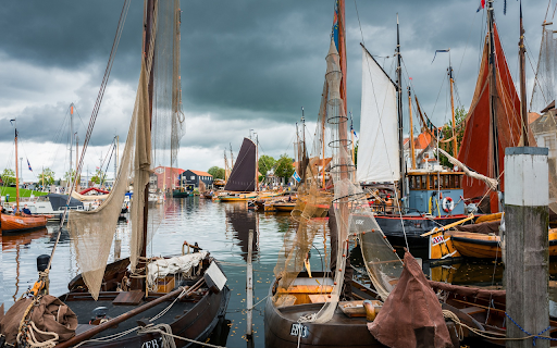 Fishing boats  from Chrome web store to be run with OffiDocs Chromium online