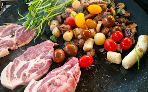 Fresh meat and vegetables  from Chrome web store to be run with OffiDocs Chromium online