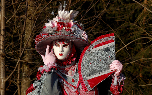 Girl and mask  from Chrome web store to be run with OffiDocs Chromium online