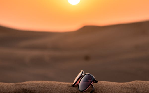 Glasses on sand  from Chrome web store to be run with OffiDocs Chromium online