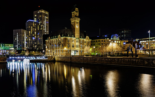 Glorious Night by the Riverside  from Chrome web store to be run with OffiDocs Chromium online