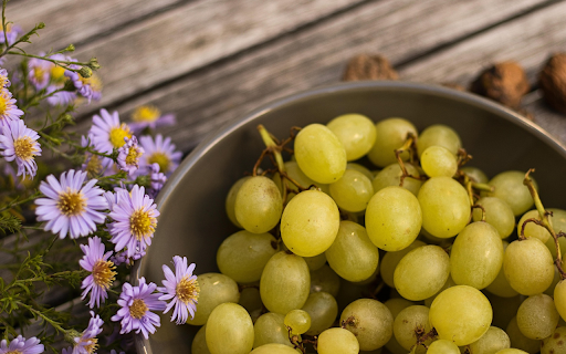Grapes and Asters  from Chrome web store to be run with OffiDocs Chromium online