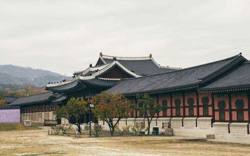 Gyeongbokgung Palace Courtyard  from Chrome web store to be run with OffiDocs Chromium online