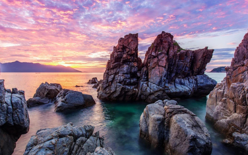 Hang Heo – The Mysterious Cave of Nha Trang  from Chrome web store to be run with OffiDocs Chromium online