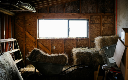 Hay Barn  from Chrome web store to be run with OffiDocs Chromium online