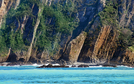 High cliffs and blue sea  from Chrome web store to be run with OffiDocs Chromium online