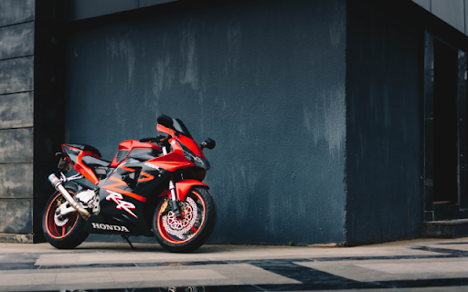 Honda CBR 600RR: A Legacy of Precision and Performance  from Chrome web store to be run with OffiDocs Chromium online