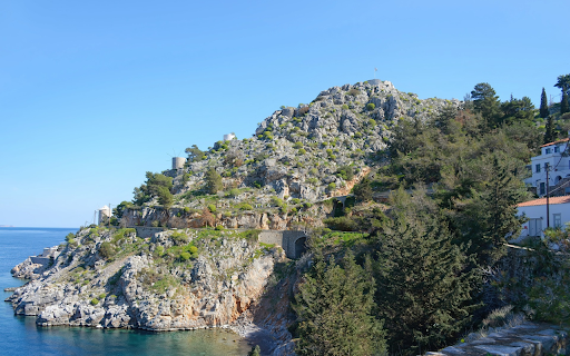House by the sea  from Chrome web store to be run with OffiDocs Chromium online