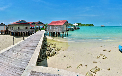 Houses on the beach  from Chrome web store to be run with OffiDocs Chromium online