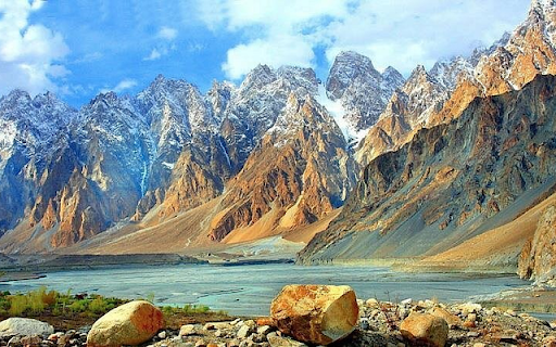 Hunza Valley  from Chrome web store to be run with OffiDocs Chromium online