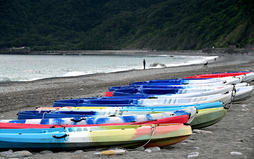 Inflatable Boats  from Chrome web store to be run with OffiDocs Chromium online