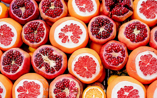 Juicy red pomegranate  from Chrome web store to be run with OffiDocs Chromium online