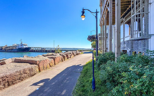 Lamppost on the beach  from Chrome web store to be run with OffiDocs Chromium online