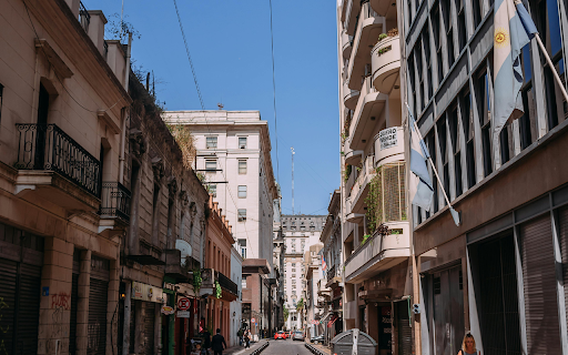 Landscape Photography of a Street in Buenos Aires  from Chrome web store to be run with OffiDocs Chromium online