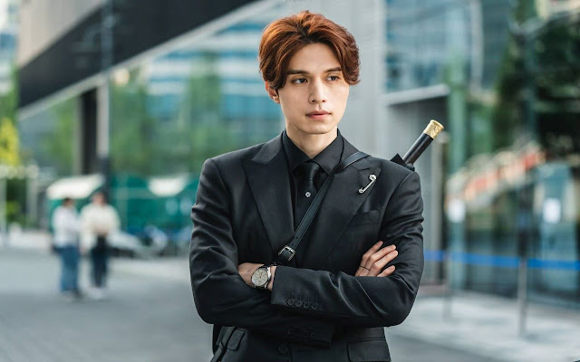 LEE DONG WOOK  from Chrome web store to be run with OffiDocs Chromium online