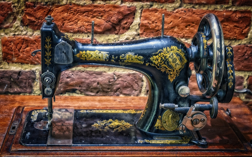 Legendary sewing machine  from Chrome web store to be run with OffiDocs Chromium online