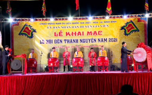 Le hoi Den Duc Thanh Nguyen  from Chrome web store to be run with OffiDocs Chromium online