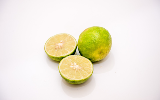 Lemon and two halves  from Chrome web store to be run with OffiDocs Chromium online