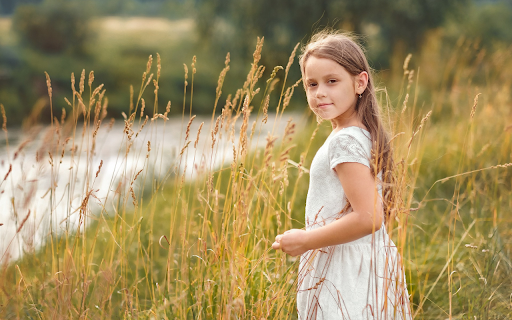 Little girl on the riverbank  from Chrome web store to be run with OffiDocs Chromium online
